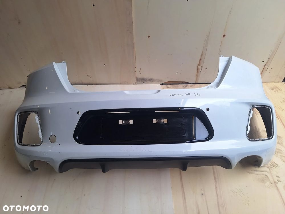 Zderzak tylny kia pro ceed II gt