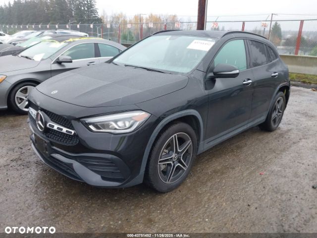 Mercedes-Benz GLA 250 4Matic 8G-DCT AMG Line Advanced Plus - 3