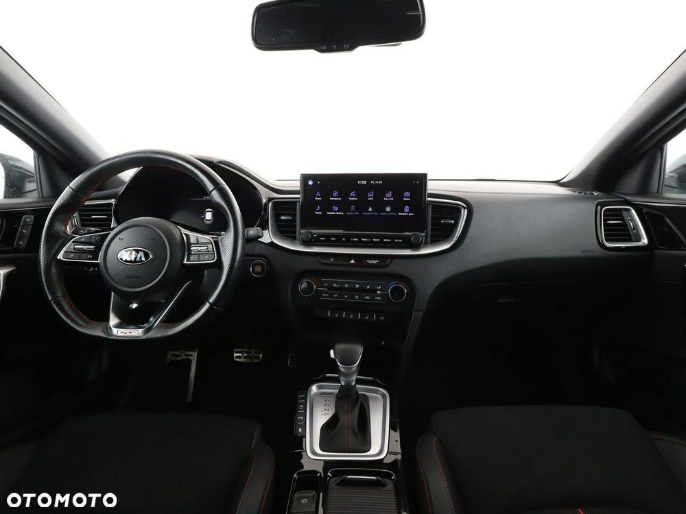 Kia ProCeed - 16