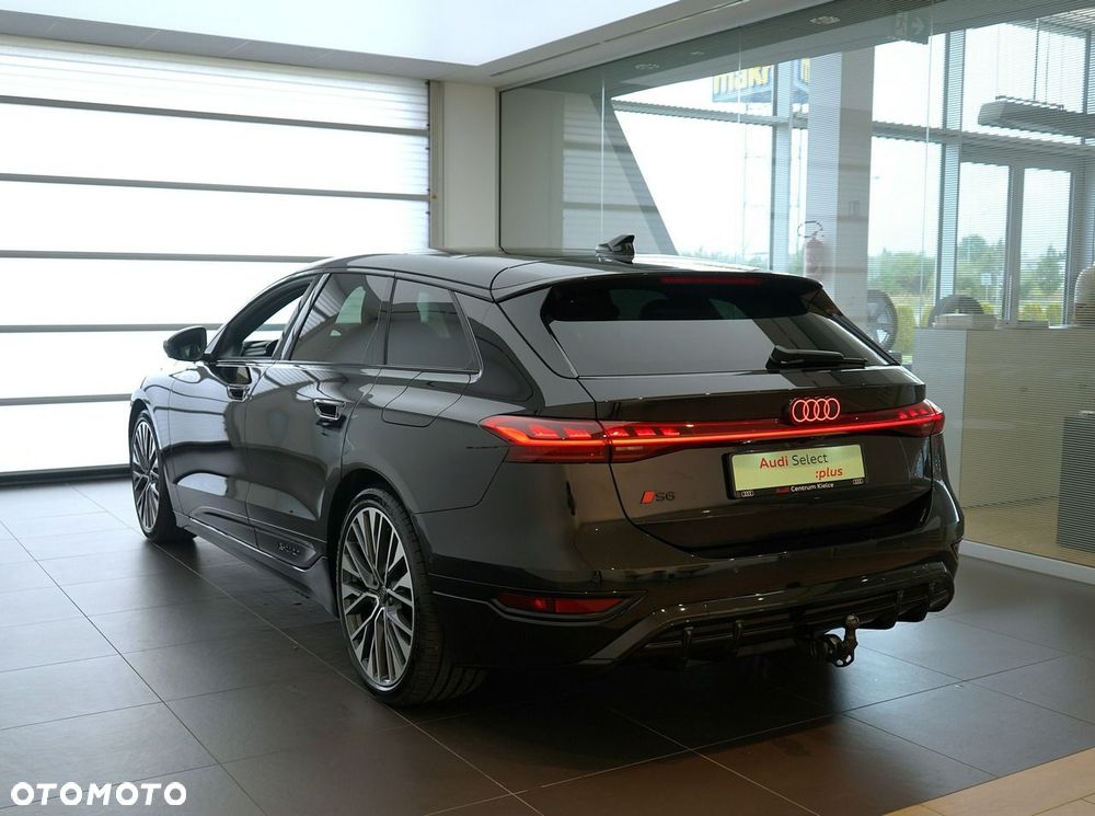 Audi A6 Avant e-tron - 3
