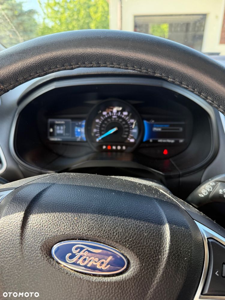 Ford Edge - 9