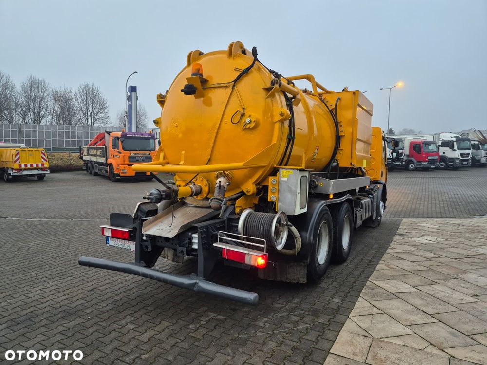 Renault PREMIUM DXI LANDER D 370 / WÓŻ ASENIZACYJNY / 12M3 / 3M3 WODA / WUKO / POMPY JUROP / JEDEN WŁAŚCICIEL / EURO 4 / SERWISOWANY / MOCNA POMPA / ADR - 11