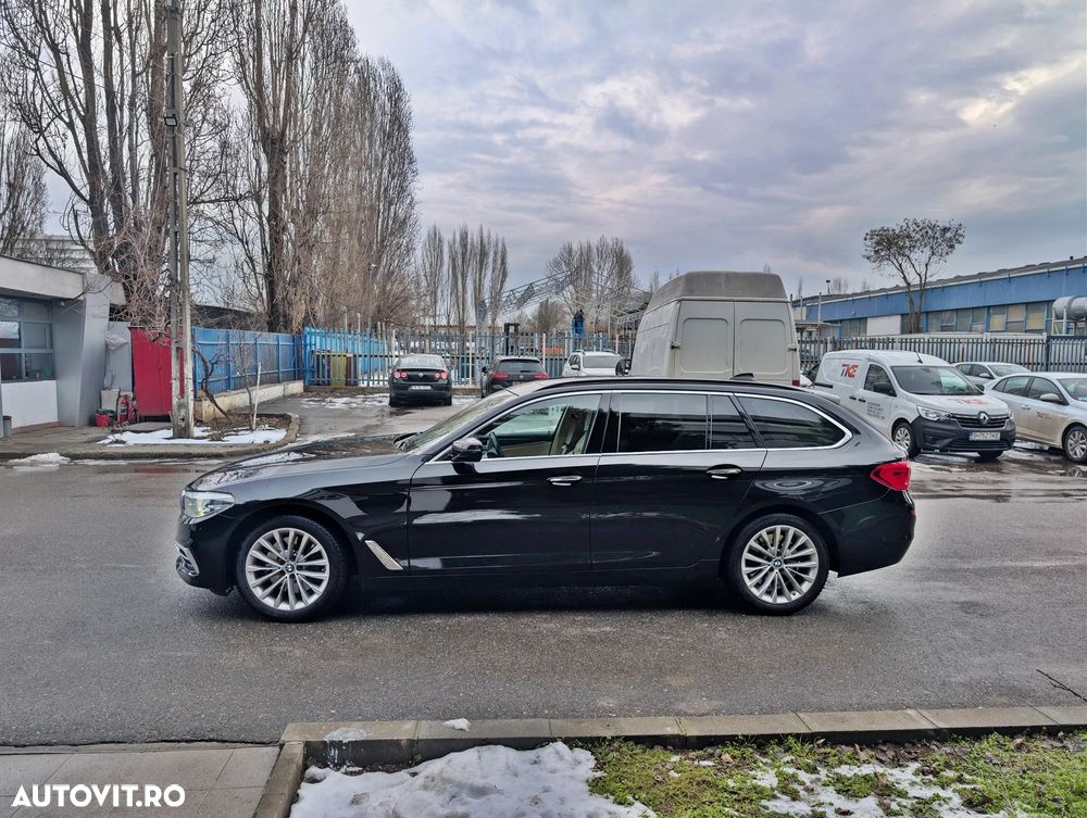BMW Seria 5 530d xDrive AT - 9