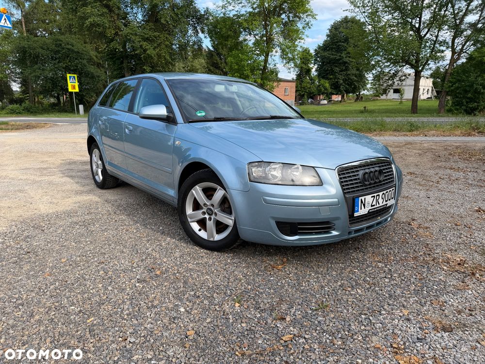 Audi A3 Sportback 1.6 Ambiente - 13