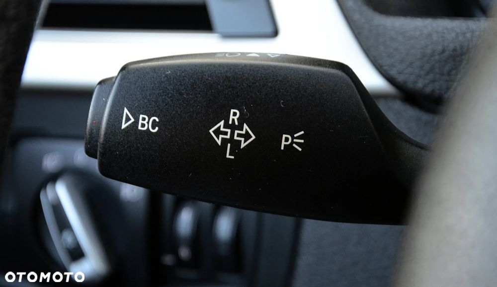 BMW Seria 3 318d DPF - 19