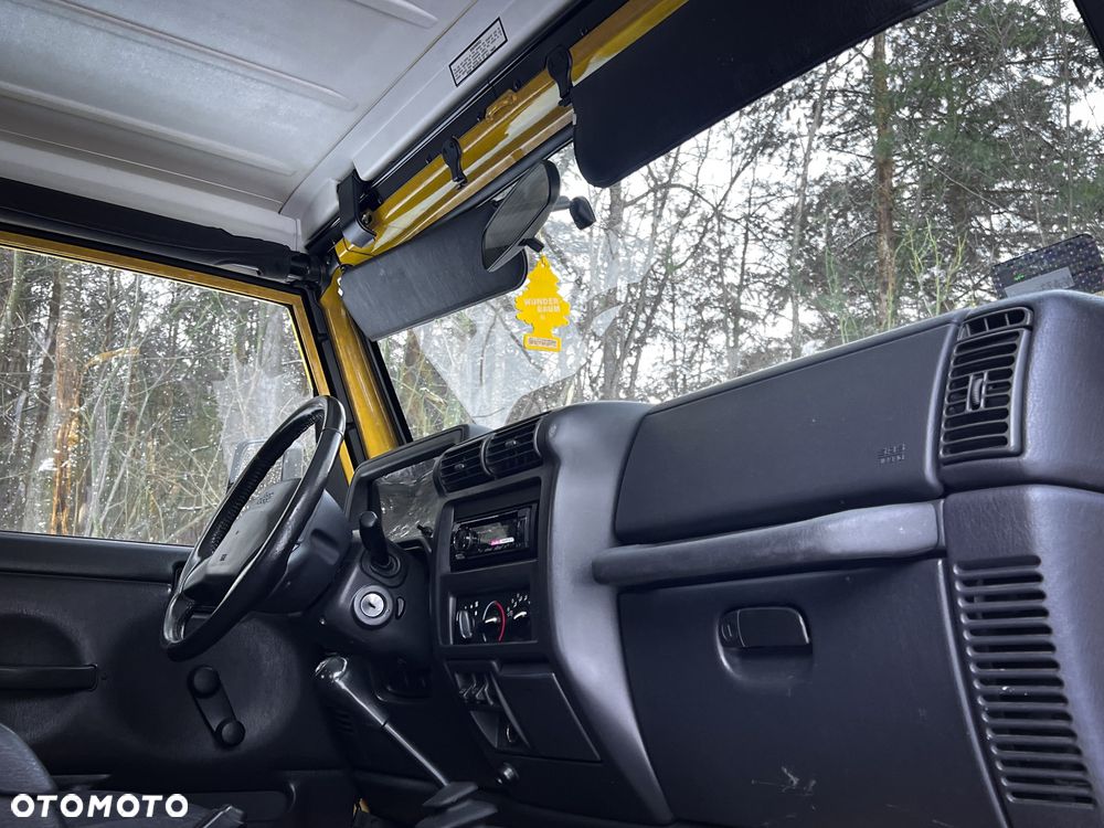 Jeep Wrangler - 31