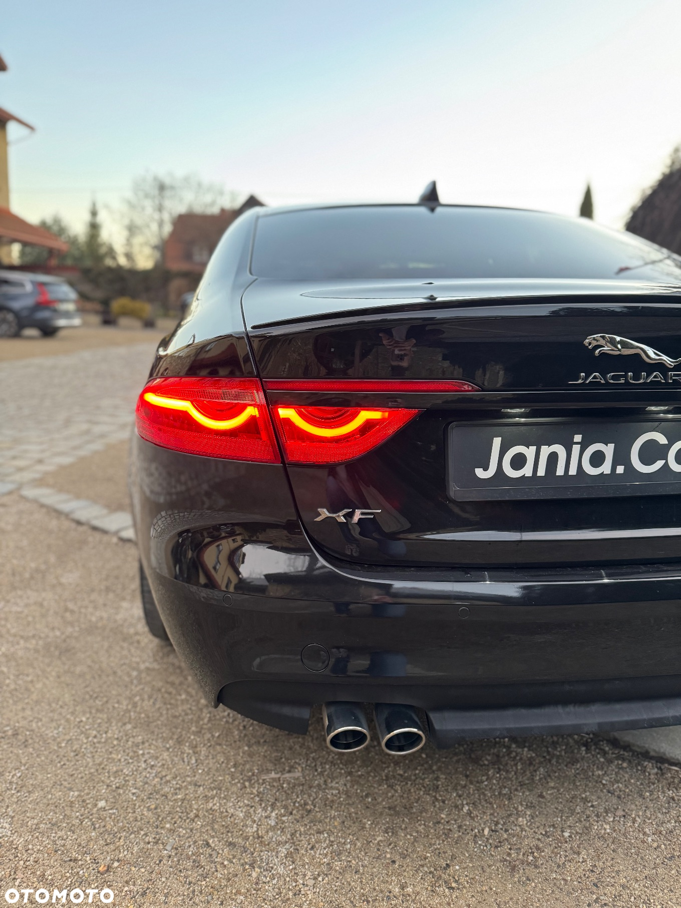 Jaguar XF - 14