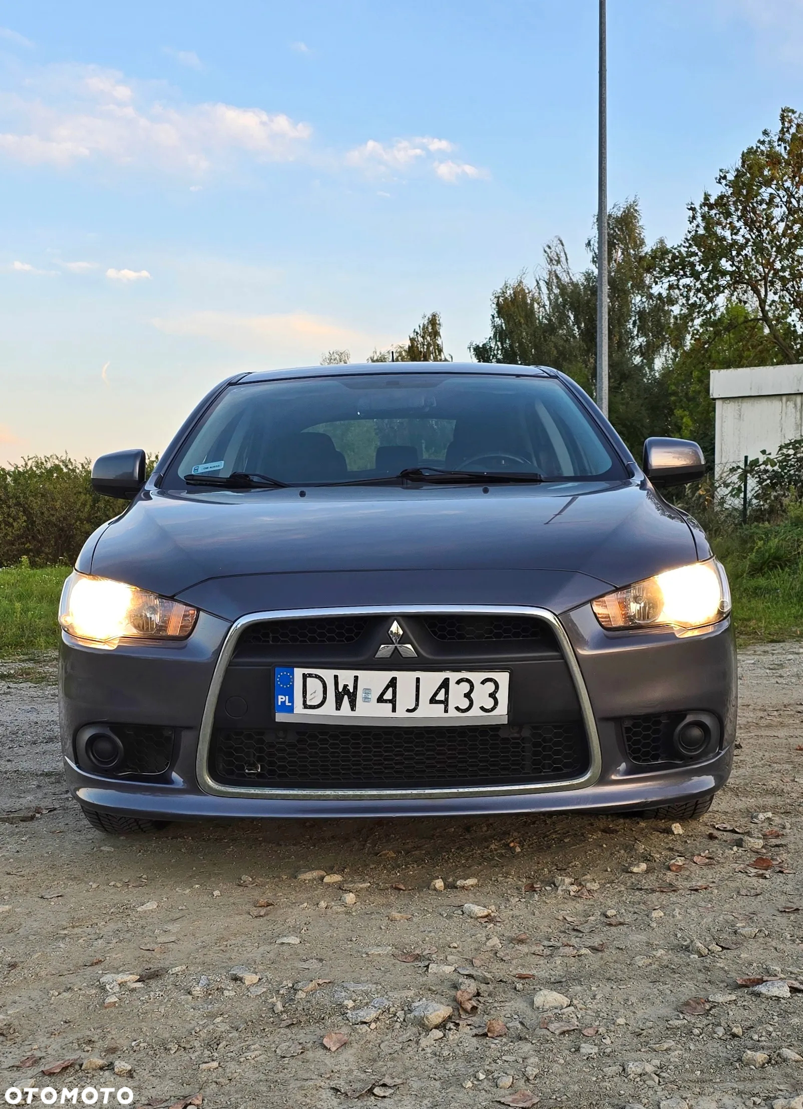 Mitsubishi Lancer 1.8 Invite - 8