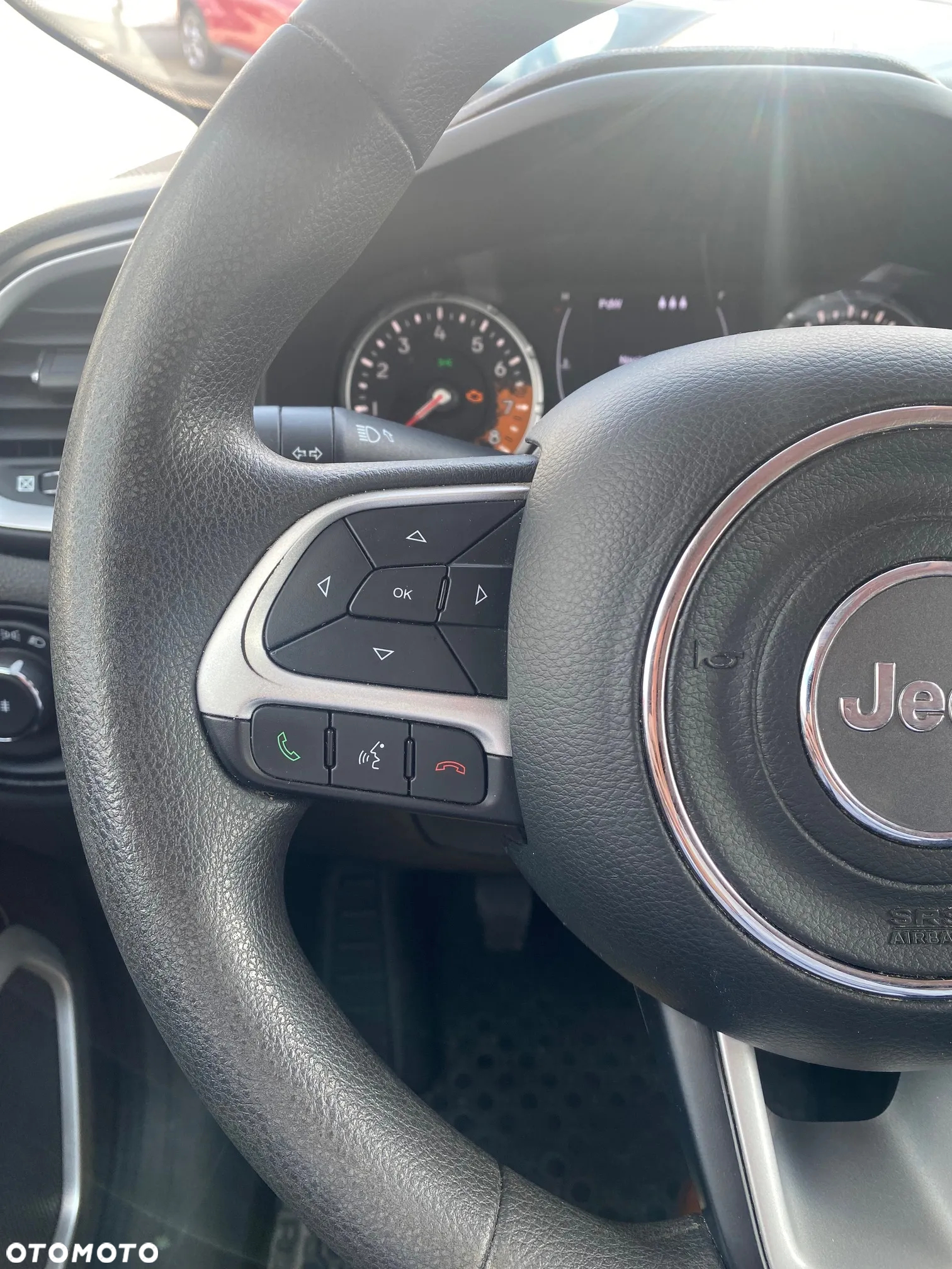 Jeep Renegade 1.6 E-TorQ Sport FWD - 11