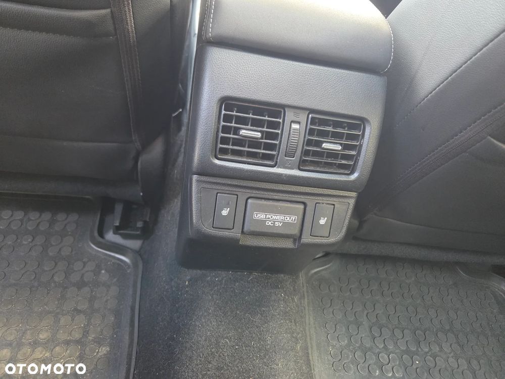 Subaru Outback 2.5i Exclusive (EyeSight) Lineartronic - 13