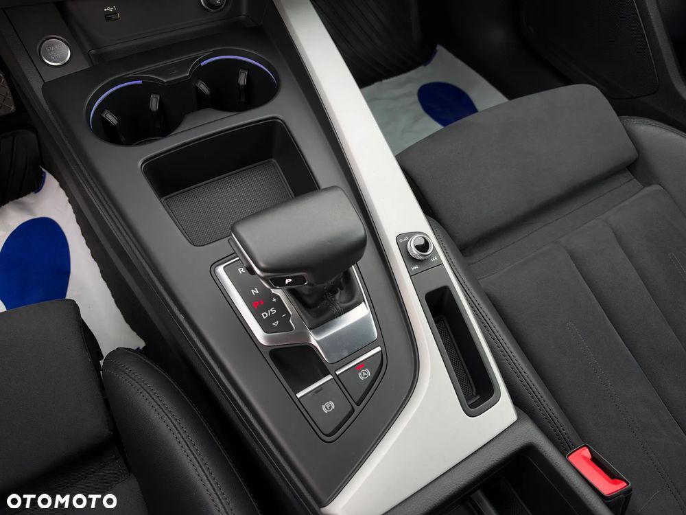 Audi A4 Avant 40 TFSI mHEV Quattro Advanced S tronic - 24
