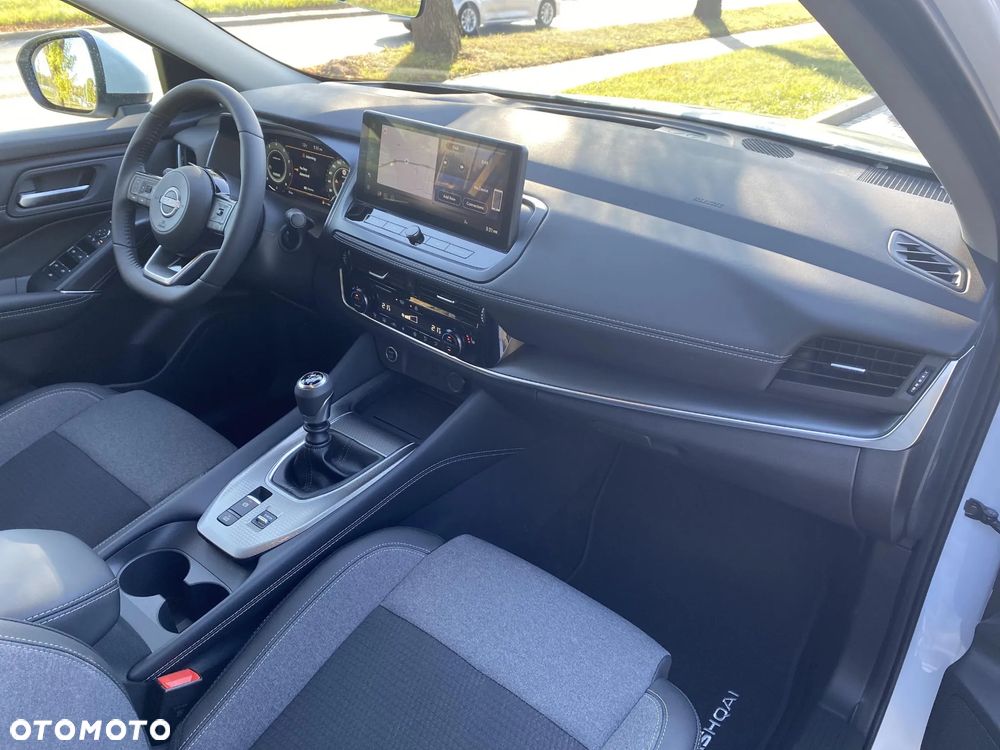 Nissan Qashqai 1.3 DIG-T mHEV N-Connecta - 21