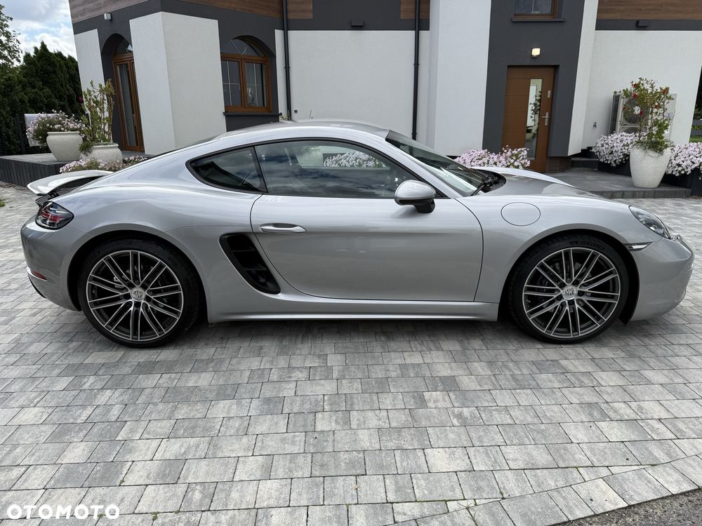 Porsche 718 Cayman - 7