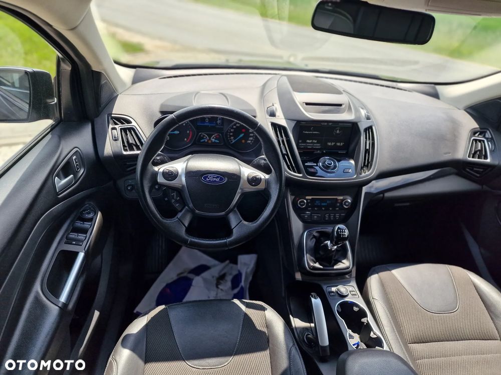 Ford Kuga 2.0 TDCi 4x4 Titanium - 21