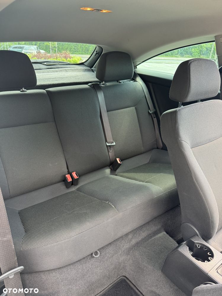 Opel Astra - 11