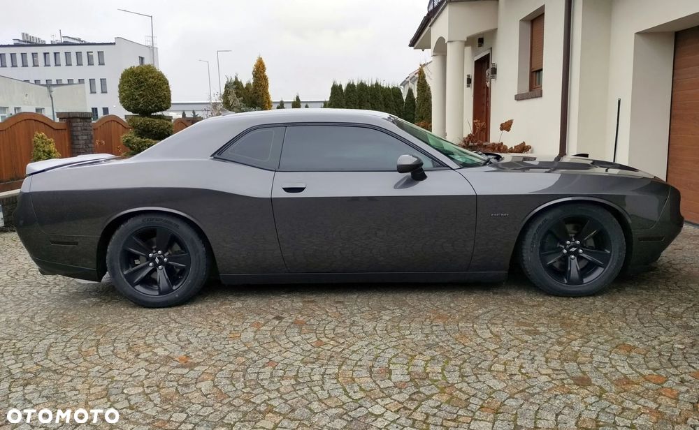 Dodge Challenger Automatik R/T Plus - 10