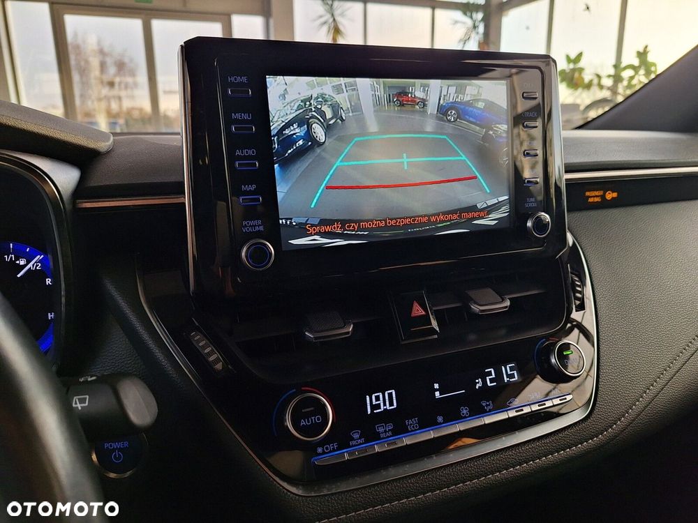 Toyota Corolla 2.0 Hybrid Comfort - 26
