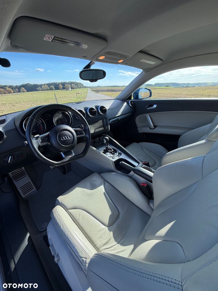 Audi TT Coupé - 4