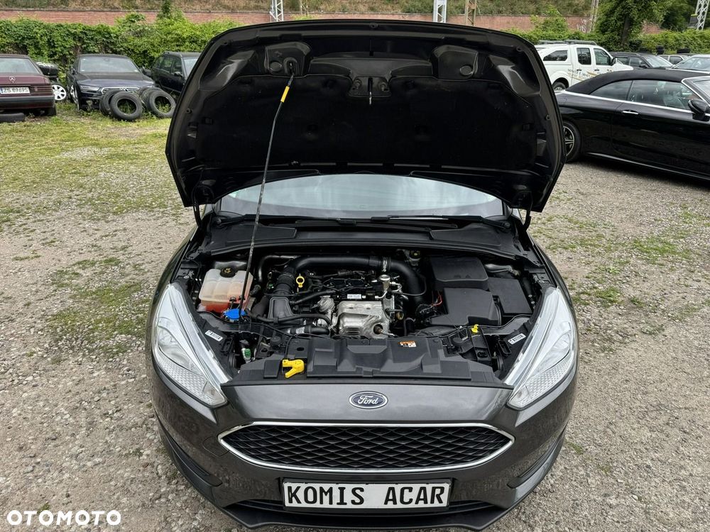 Ford Focus - 10