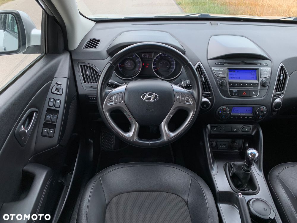 Hyundai ix35 blue 1.6 2WD Finale - 13