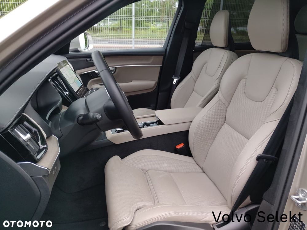 Volvo XC 90 - 16
