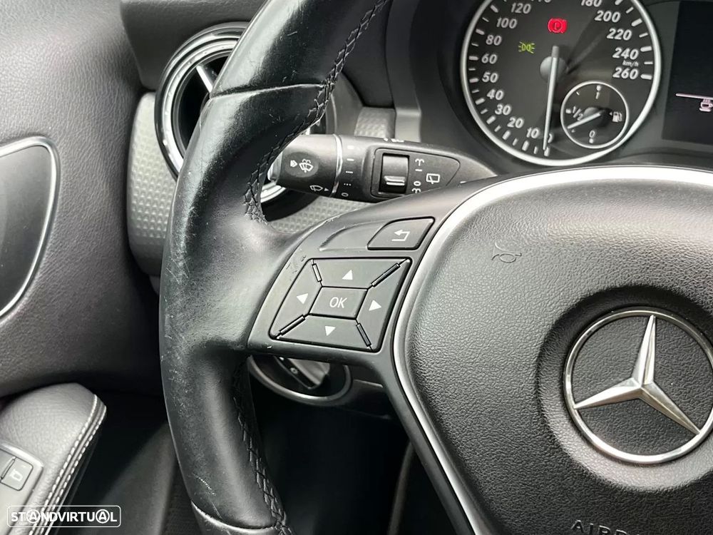 Mercedes-Benz A 180 CDI BE Edition Urban - 18