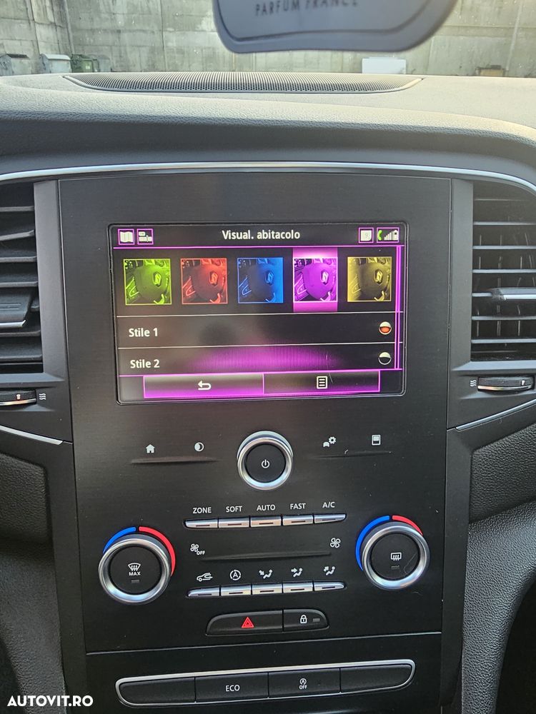 Renault Megane ENERGY dCi 110 Start & Stop LIMITED - 15