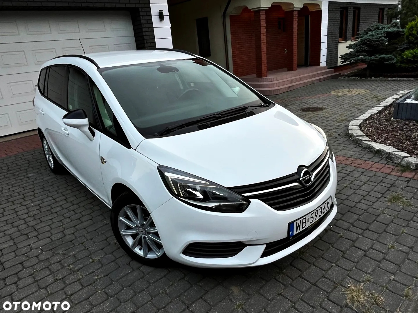 Opel Zafira 1.6 D (CDTi ecoFLEX) Start/Stop Active - 2