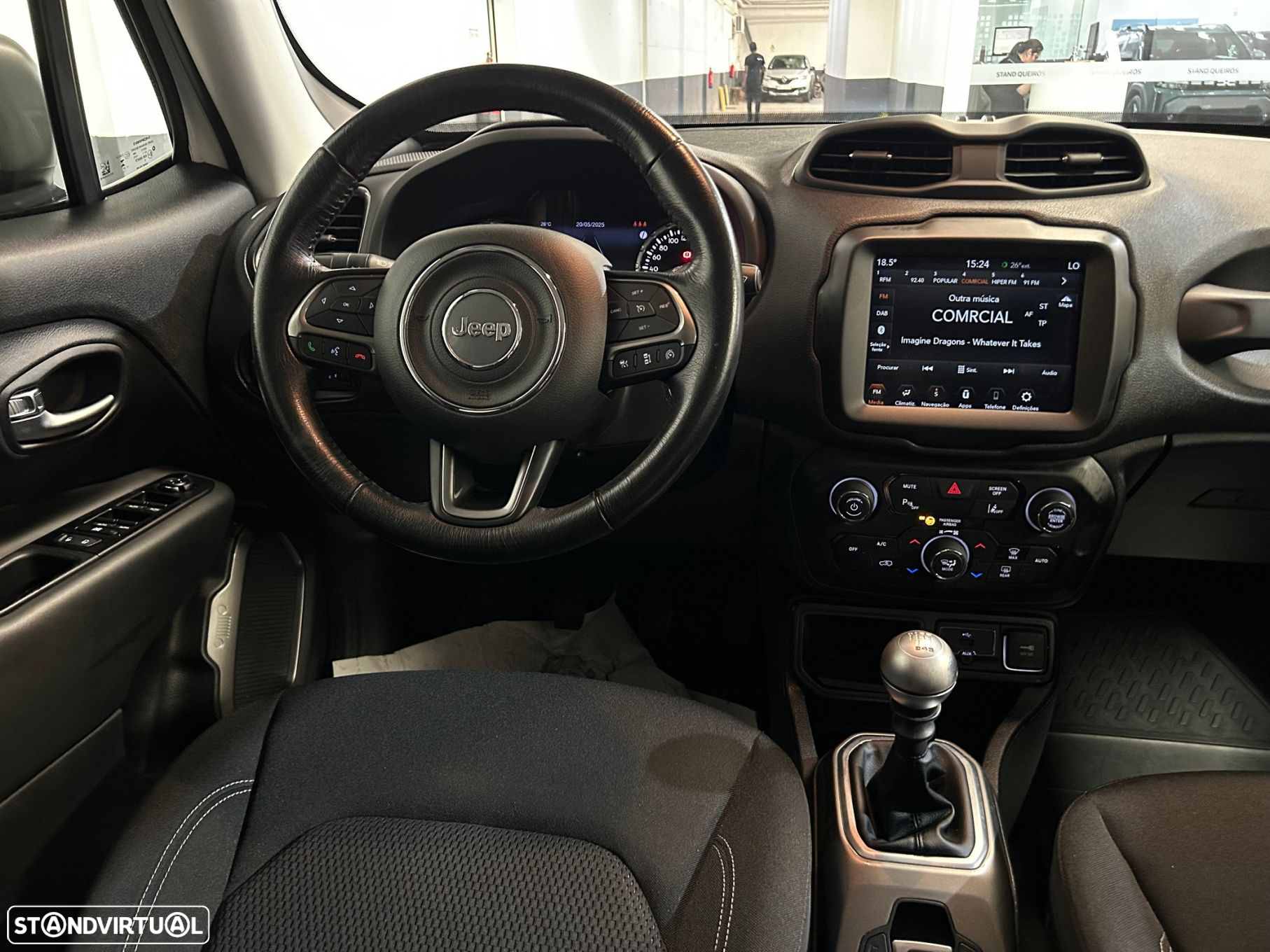 Jeep Renegade 1.0 T Limited - 21