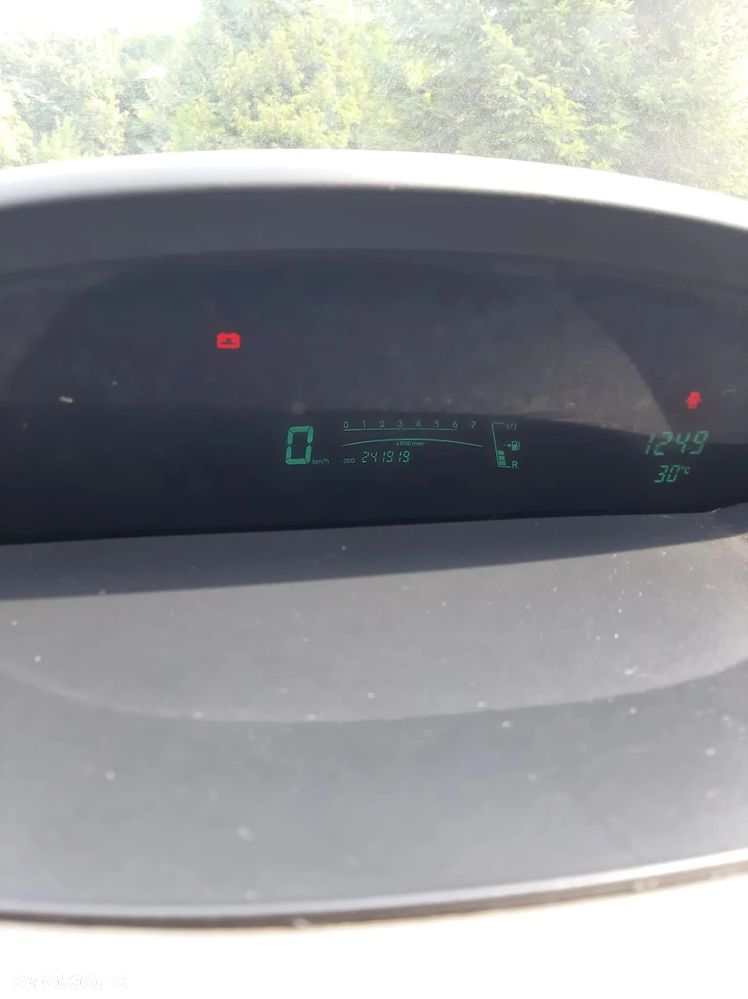 Toyota Yaris 1.0 Entry - 7