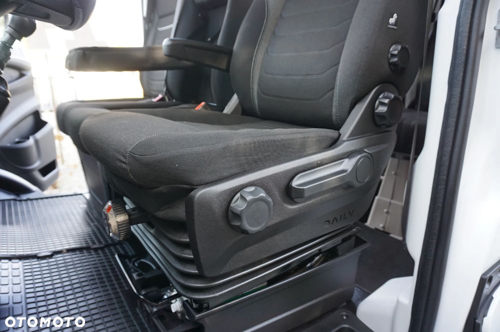 Iveco DAILY - 18