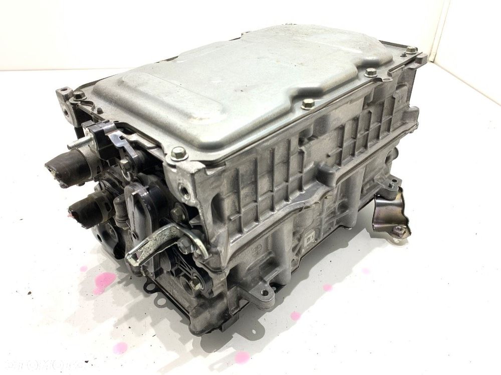 INWERTER FALOWNIK  TOYOTA COROLLA sedan (_E21_) 2019 - 2022 1.8 VVTi Hybrid (ZWE211, MZEA12) 72 kW - 4