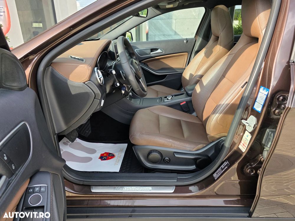 Mercedes-Benz GLA 200 (CDI) d 7G-DCT AMG Line - 10