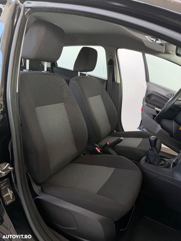 Ford Fiesta 1.25 Champions Edition - 22