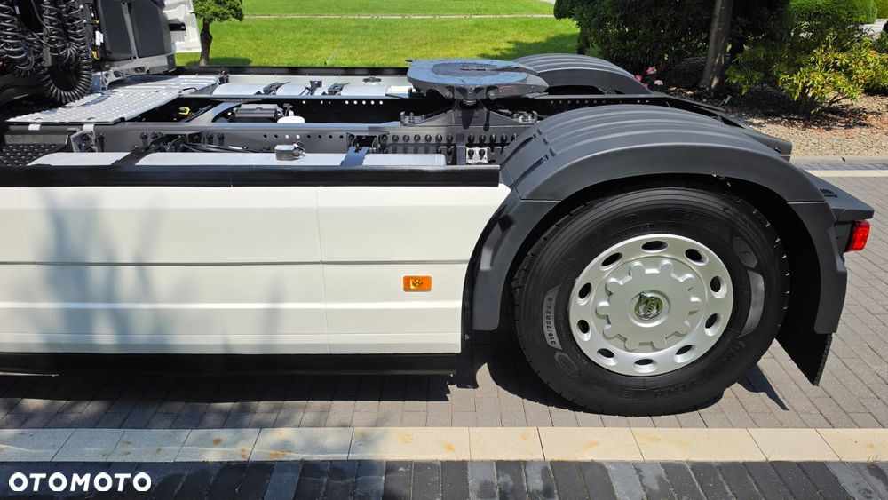 Volvo ///FH///500///2022/// GLOBETROTTER///XXL///FULL LED/// VIRTUAL COCPIT///KLIMATYZACJA POSTOJOWA///ZABUDOWY MIĘDZYOSIOWE///NAWIGACJA///TV/// WAGA///STAN BARDZO DOBRY - 14