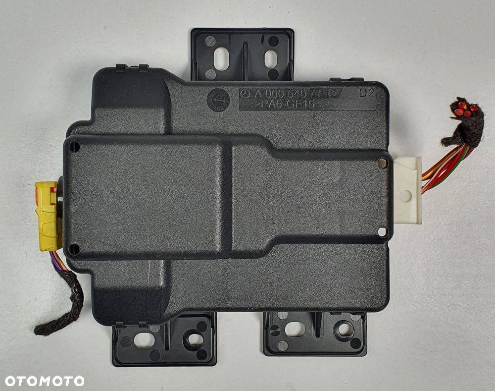 MODUŁ BEZPIECZNIK AKUMULATORA MERCEDES W213 A0005407712 - 1
