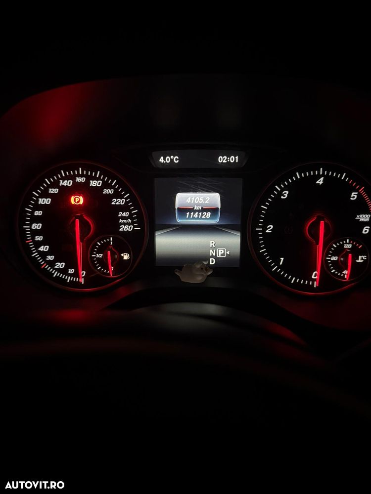 Mercedes-Benz A - 18