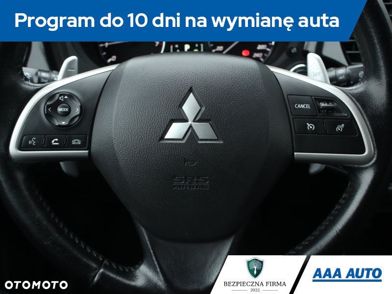 Mitsubishi Outlander - 19