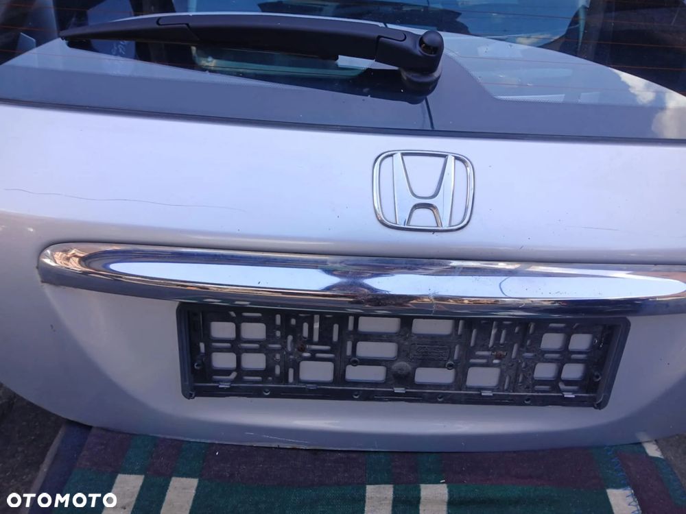 Honda Civic VII Lift 5D klapa bagażnika - 3