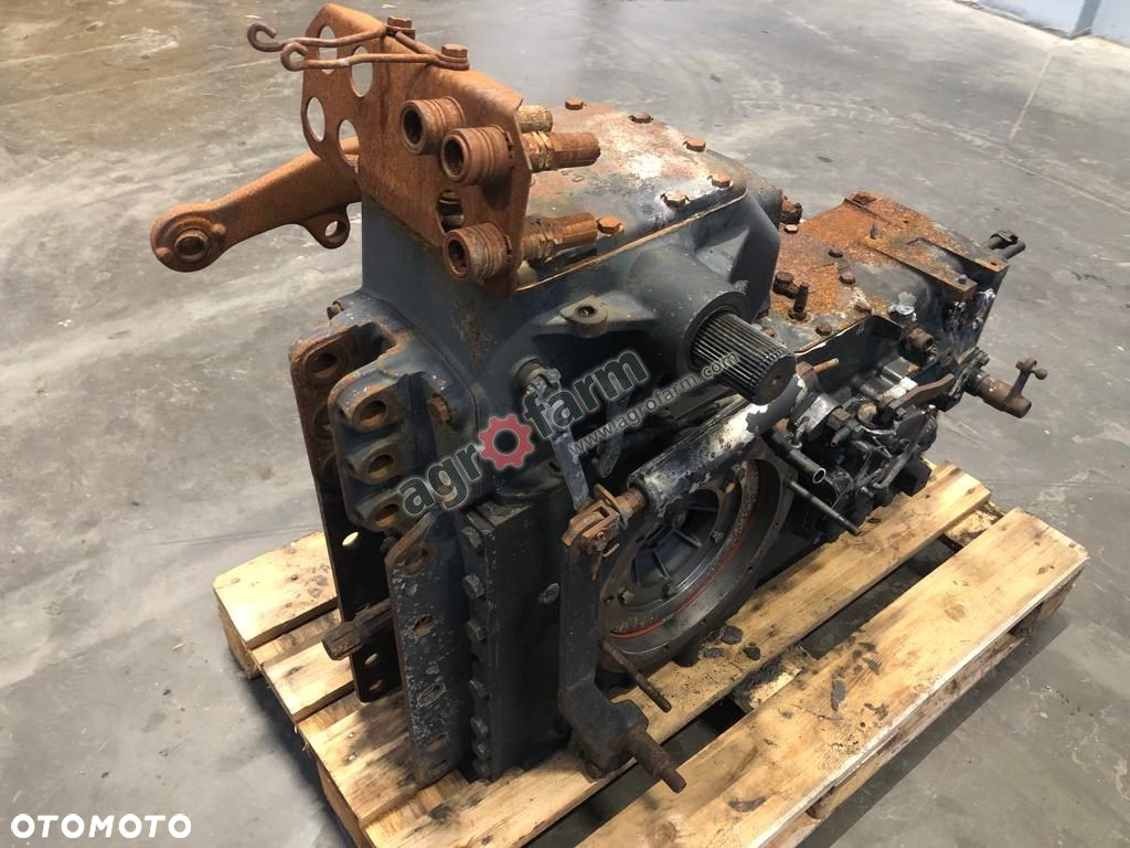TYLNY MOST LAMBORGHINI  R774  44531100 - 2