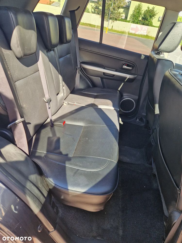 Suzuki Grand Vitara 1.9 DDiS Comfort DPF Limited - 21