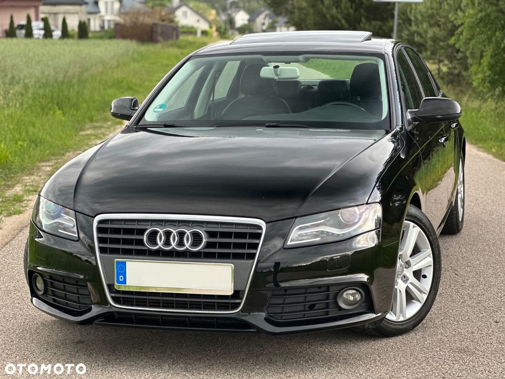 Audi A4 Limousine - 8