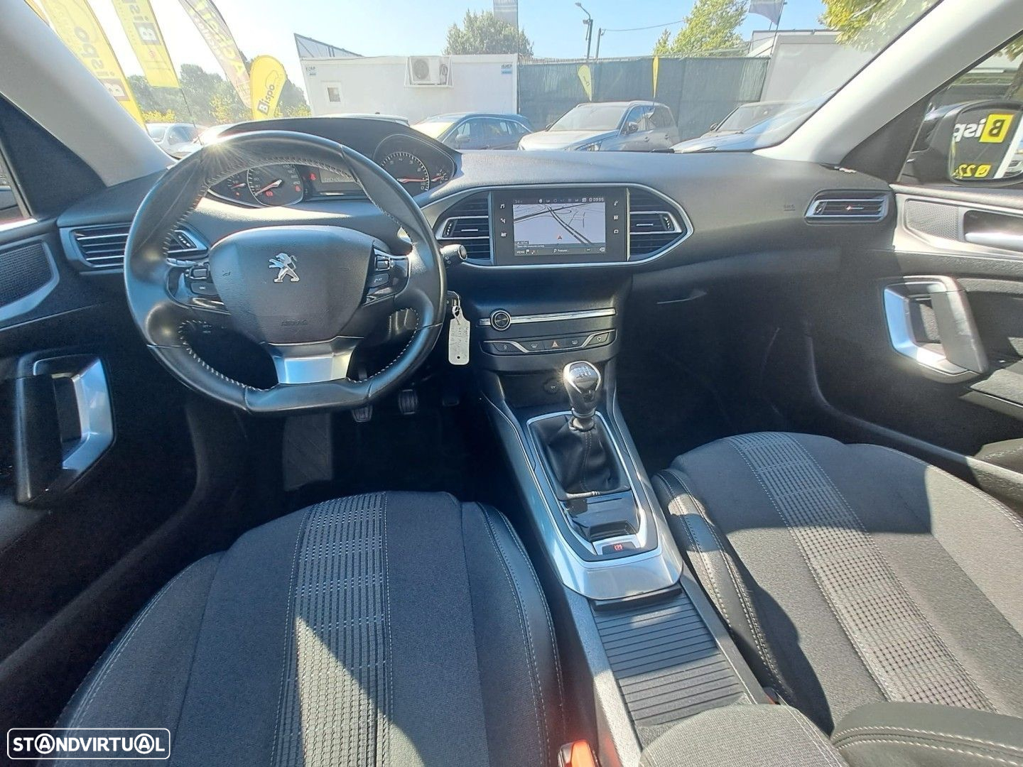 Peugeot 308 SW 1.2 PureTech Allure Pack - 11