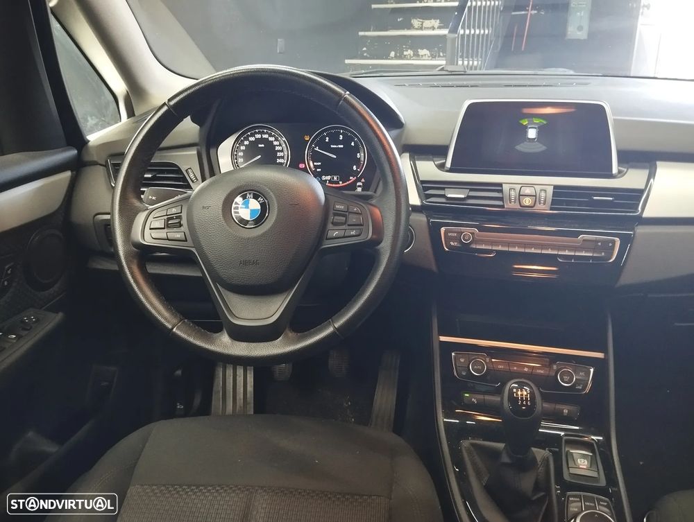 BMW 216 Active Tourer d - 15
