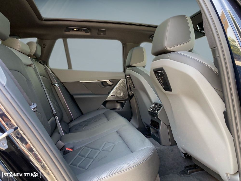 BMW 520 d Pack Desportivo M Pro - 23