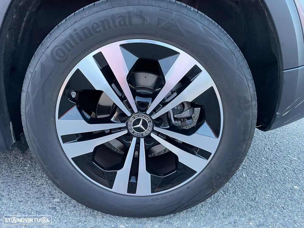 Mercedes-Benz GLB 180 d 8G-DCT Progressive - 29