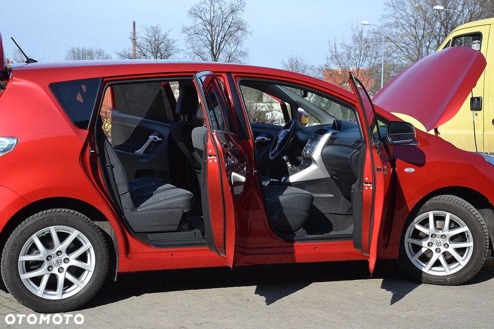 Toyota Verso 2.0 D-4D Executive - 6