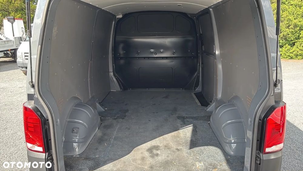 Volkswagen Transporter T6,1 - 8