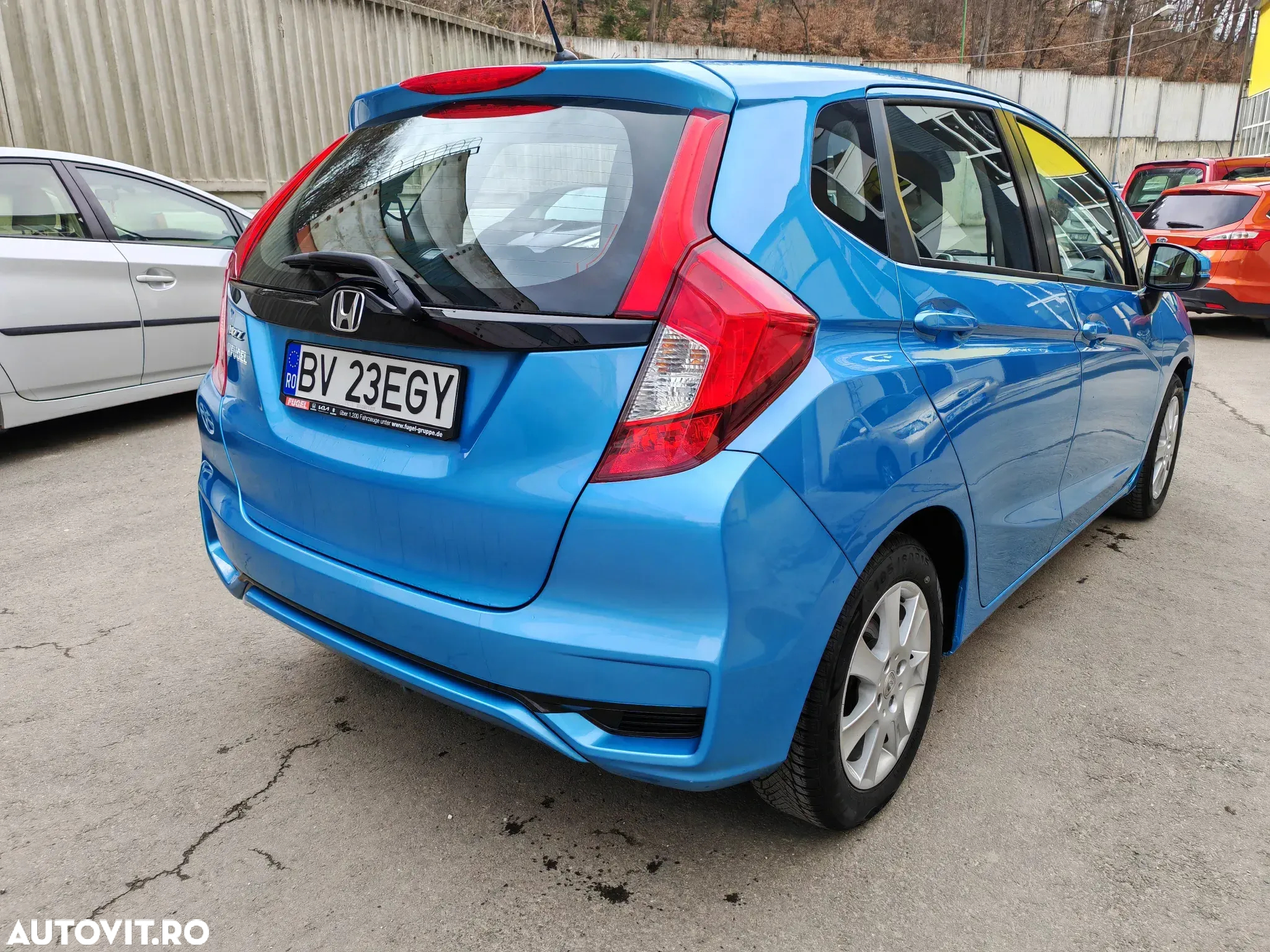 Honda Jazz 1.3 i-VTEC Trend - 24