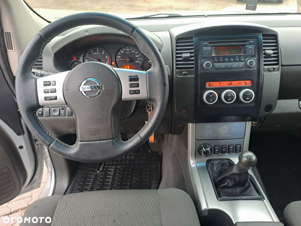 Nissan Navara - 10